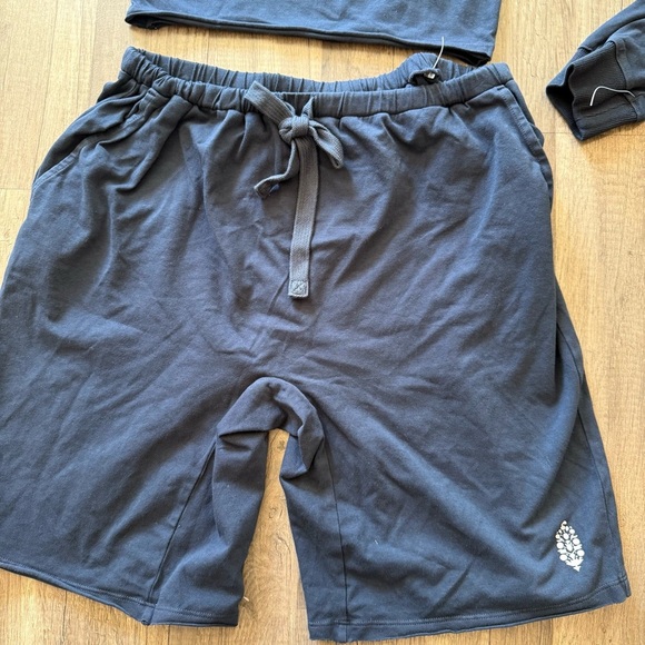 NWOT FREE PEOPLE Hot Shot Easy Set - Picture 4 of 11